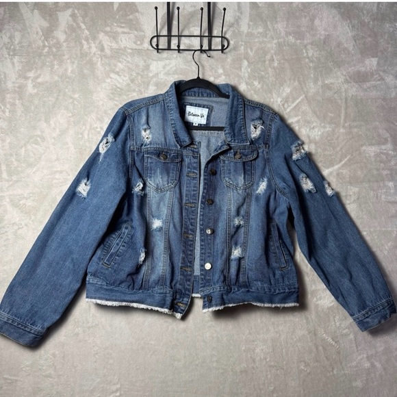 Abstract Portrait Art Denim Jacket | Indie Grunge Festival Jean Jacket - Picture 4 of 12